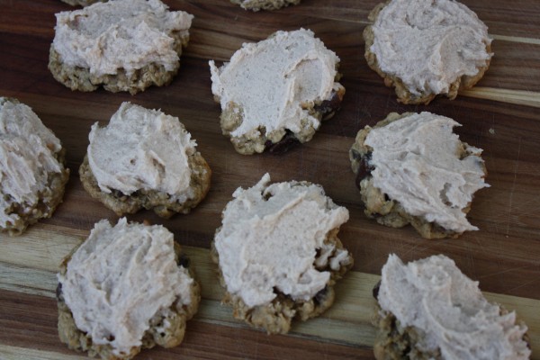 Frosted Oatmeal Chocolate Chunk Cookies - My Chicken Fried Life