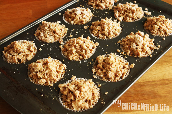 Coffee Cake Muffins - My Chicken Fried Life