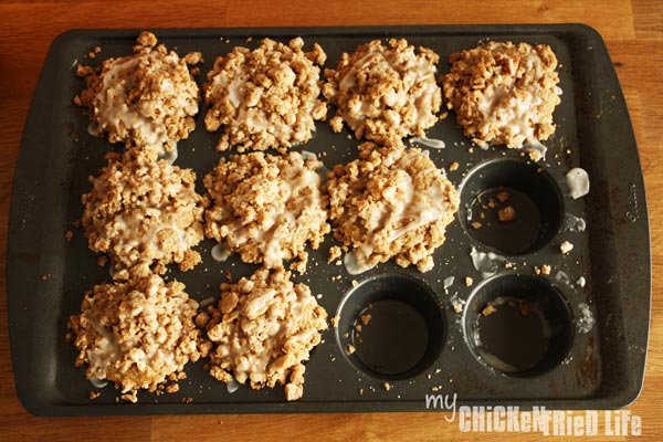 Coffee Cake Muffins - My Chicken Fried Life